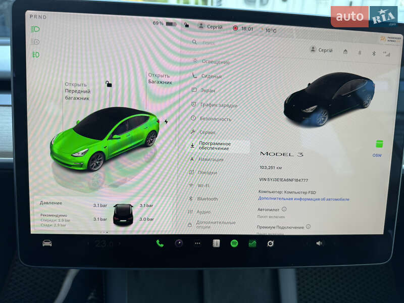 Седан Tesla Model 3 2022 в Луцьку