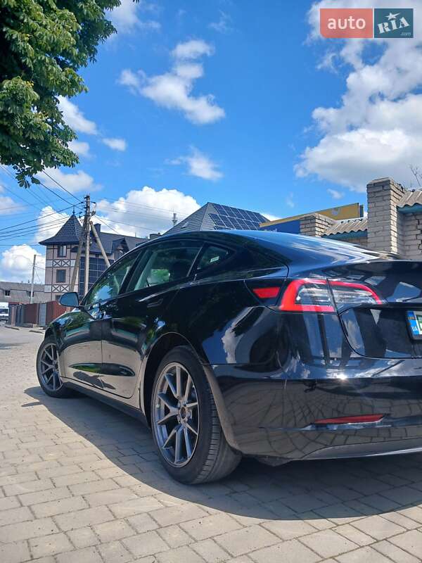 Седан Tesla Model 3 2022 в Львове фото 5 Седан Tesla Model 3 2022 в Львове