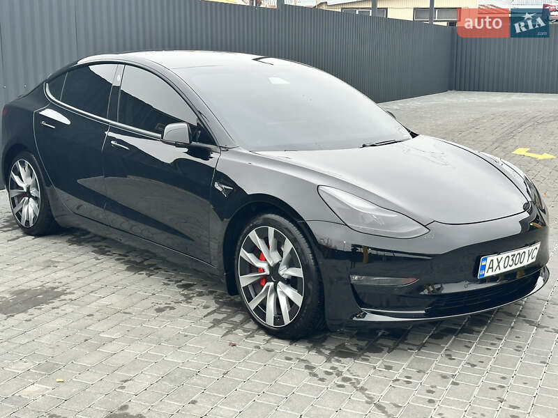 Седан Tesla Model 3 2021 в Харькове