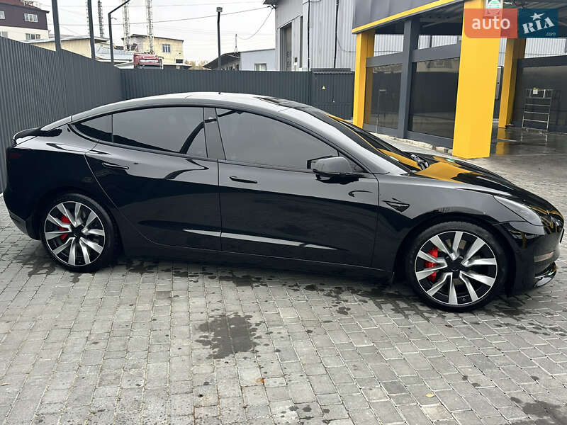 Седан Tesla Model 3 2021 в Харькове