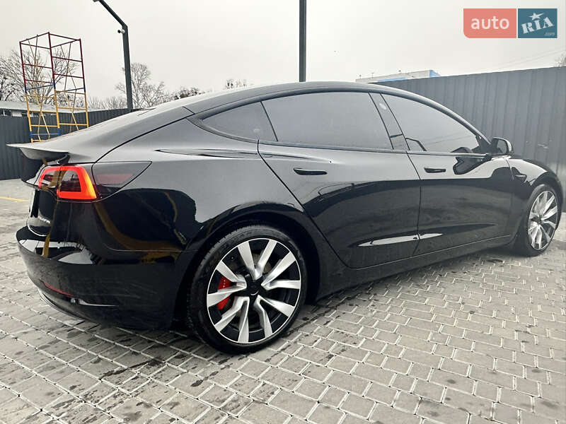 Седан Tesla Model 3 2021 в Харькове