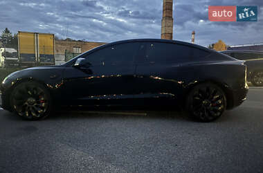 Седан Tesla Model 3 2023 в Житомире