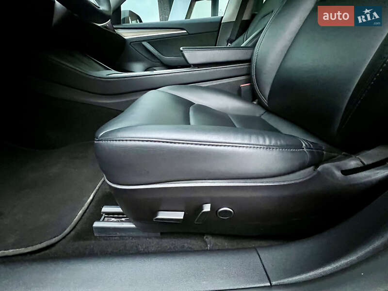 Седан Tesla Model 3 2022 в Киеве фото 19 Седан Tesla Model 3 2022 в Киеве