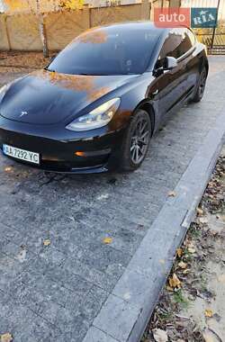 Седан Tesla Model 3 2021 в Борисполі