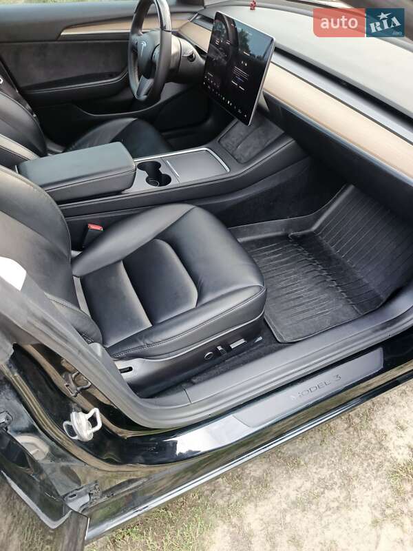Седан Tesla Model 3 2021 в Борисполі