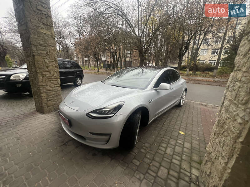 Седан Tesla Model 3 2018 в Каменец-Подольском