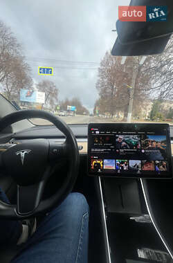 Седан Tesla Model 3 2018 в Каменец-Подольском