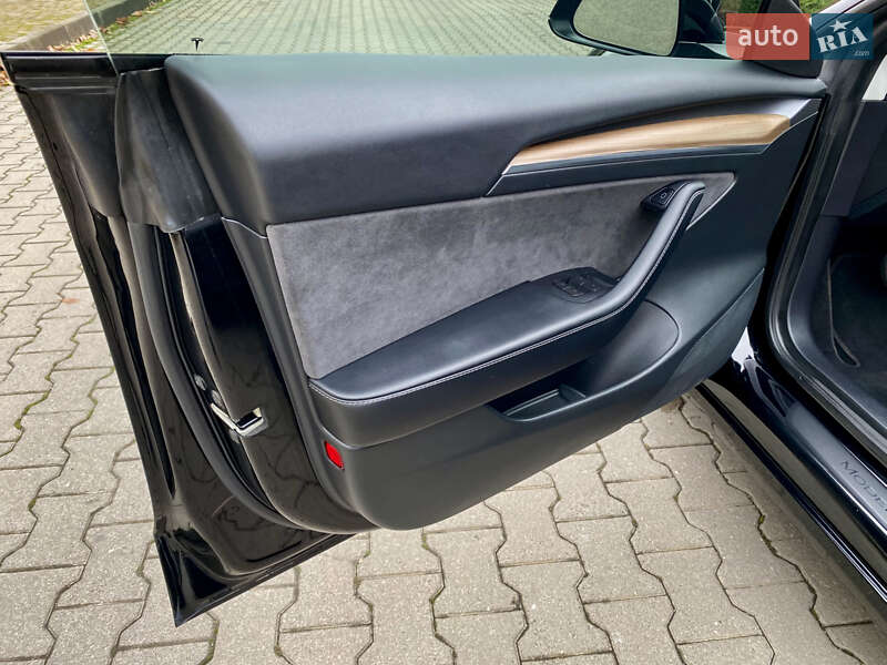 Седан Tesla Model 3 2022 в Хмельницком фото 35 Седан Tesla Model 3 2022 в Хмельницком