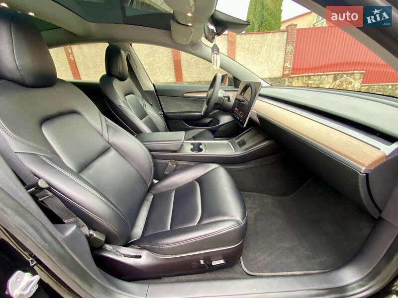 Седан Tesla Model 3 2022 в Хмельницком фото 44 Седан Tesla Model 3 2022 в Хмельницком