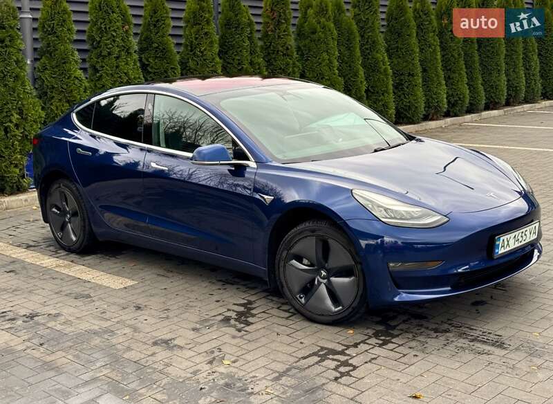 Седан Tesla Model 3 2019 в Білгороді-Дністровському