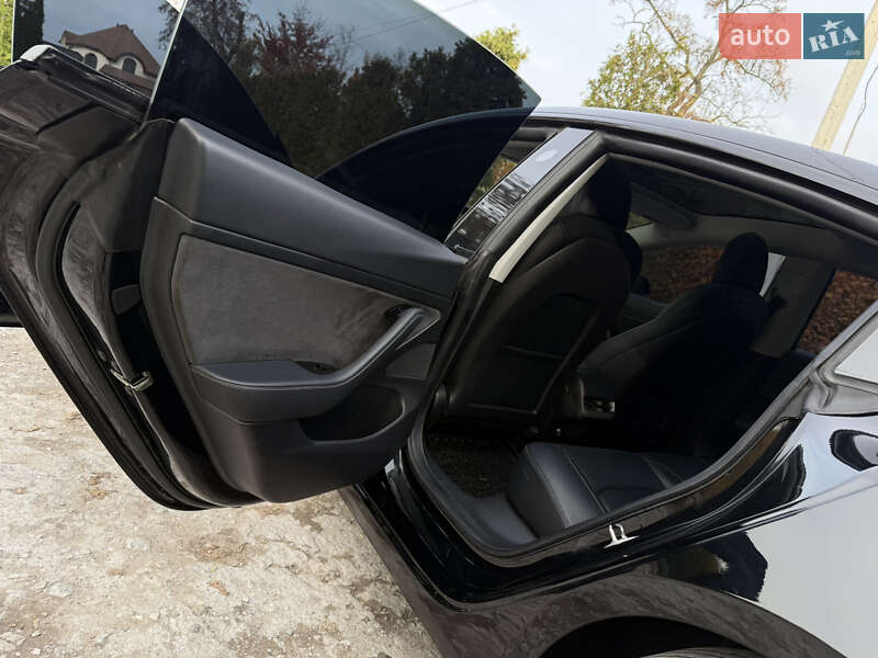 Седан Tesla Model 3 2020 в Дніпрі фото 36 Седан Tesla Model 3 2020 в Дніпрі