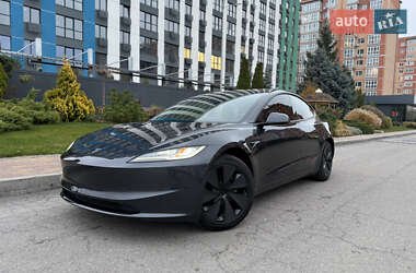 Седан Tesla Model 3 2025 в Днепре