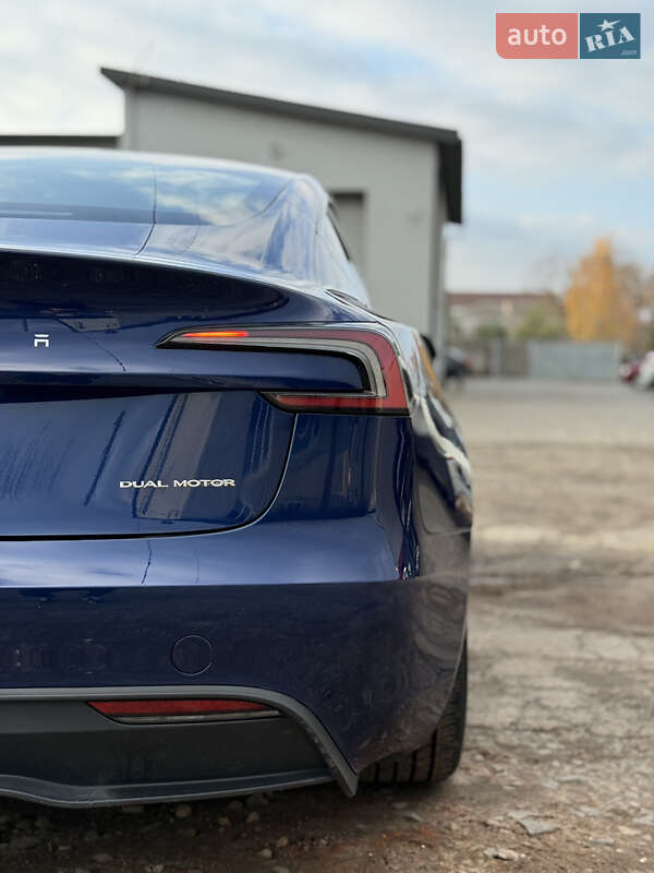 Седан Tesla Model 3 2024 в Луцке фото 36 Седан Tesla Model 3 2024 в Луцке
