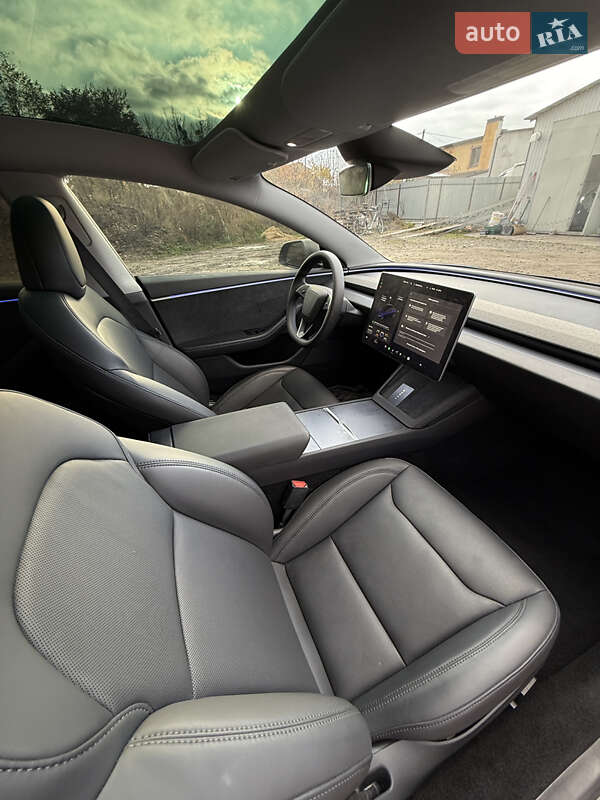 Седан Tesla Model 3 2024 в Луцке фото 57 Седан Tesla Model 3 2024 в Луцке