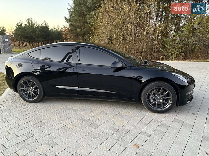 Седан Tesla Model 3 2019 в Львові фото 8 Седан Tesla Model 3 2019 в Львові