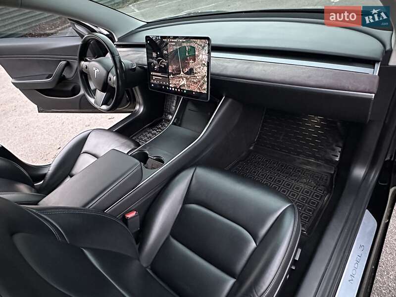 Седан Tesla Model 3 2019 в Харькове