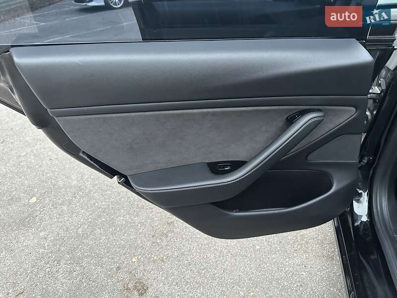 Седан Tesla Model 3 2019 в Харькове