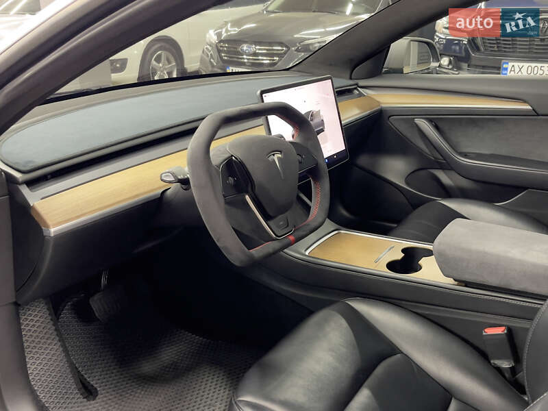 Седан Tesla Model 3 2022 в Харькове