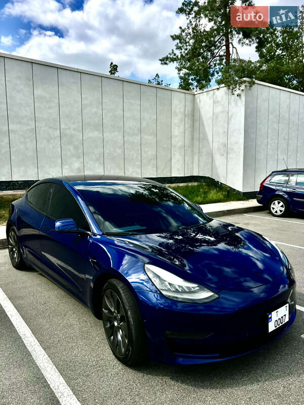 Tesla Model 3 2019