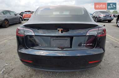 Седан Tesla Model 3 2018 в Самборе