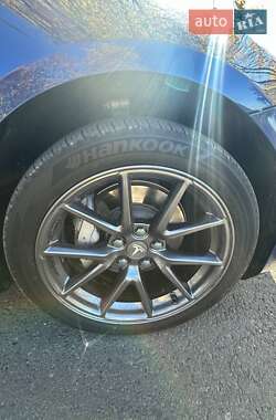 Седан Tesla Model 3 2022 в Львове