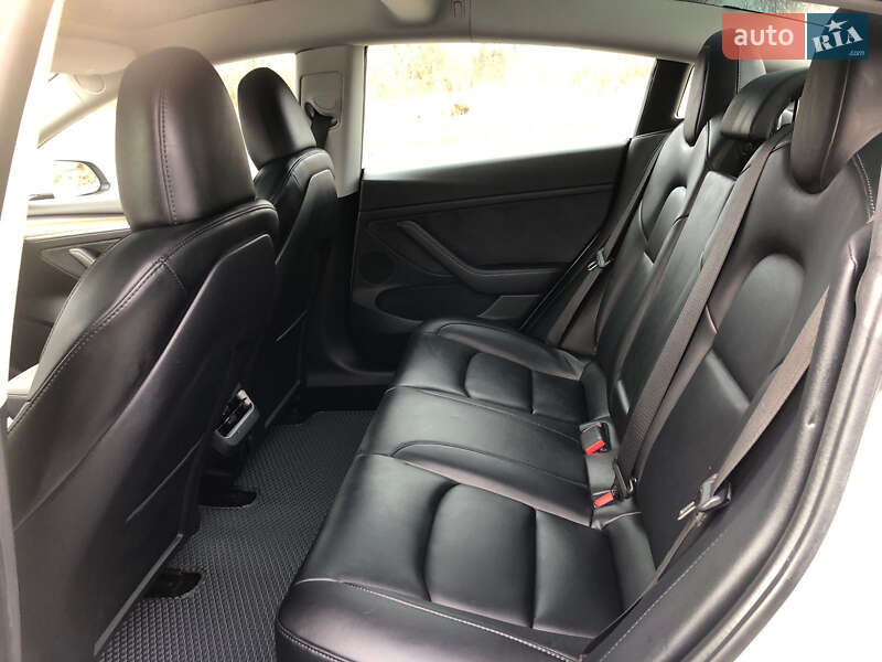 Седан Tesla Model 3 2023 в Івано-Франківську фото 14 Седан Tesla Model 3 2023 в Івано-Франківську