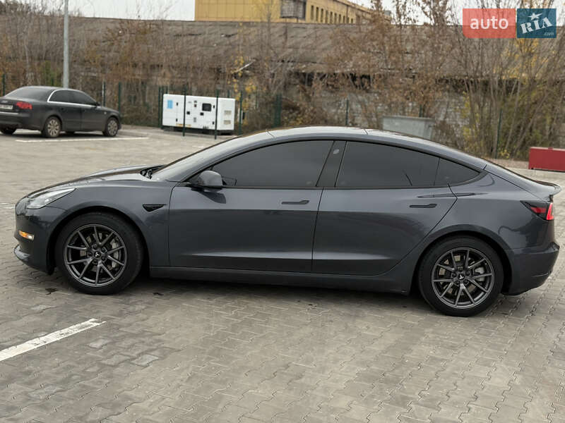 Седан Tesla Model 3 2022 в Кривому Розі фото 8 Седан Tesla Model 3 2022 в Кривому Розі