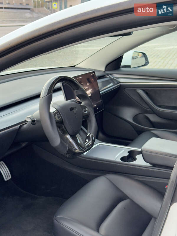 Седан Tesla Model 3 2022 в Харкові