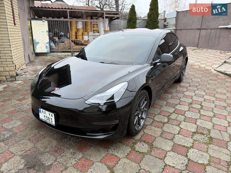Седан Tesla Model 3 2018 в Харькове