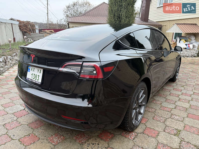 Седан Tesla Model 3 2018 в Харькове