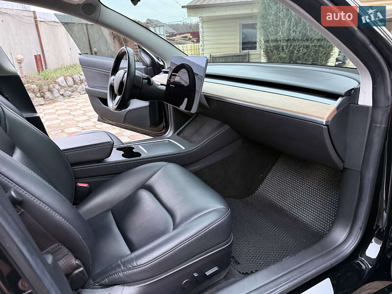 Седан Tesla Model 3 2018 в Харькове
