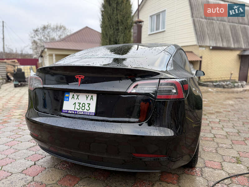 Седан Tesla Model 3 2018 в Харькове