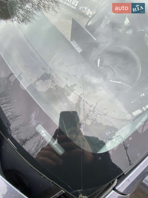 Седан Tesla Model 3 2022 в Калуше