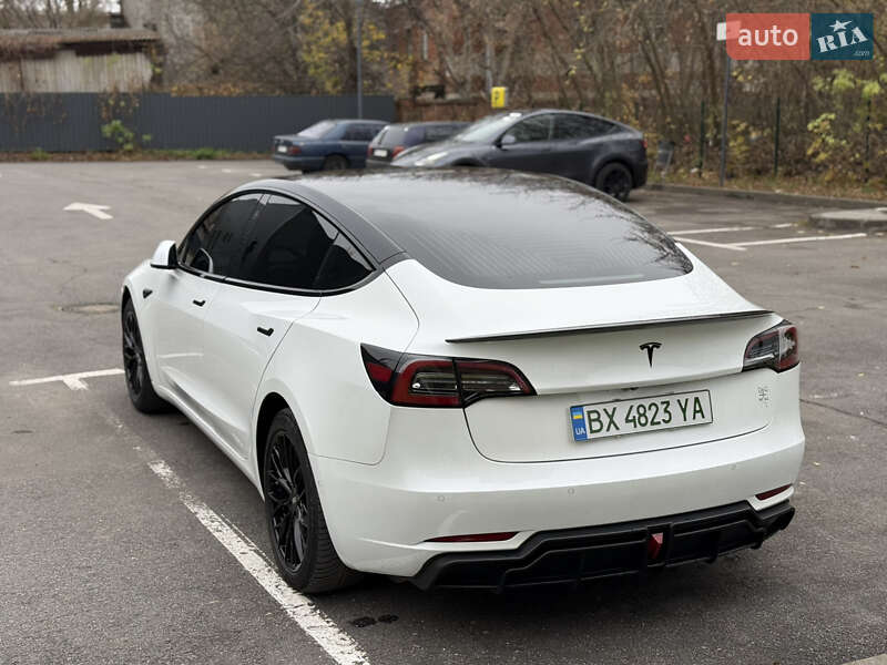 Tesla Model 3 2019 Tesla Model 3 2019