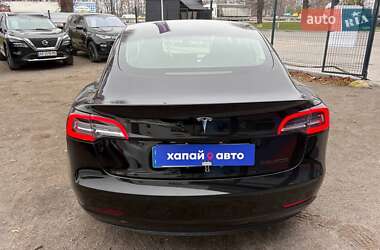 Седан Tesla Model 3 2018 в Виннице
