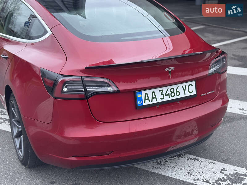 Седан Tesla Model 3 2018 в Києві фото 5 Седан Tesla Model 3 2018 в Києві