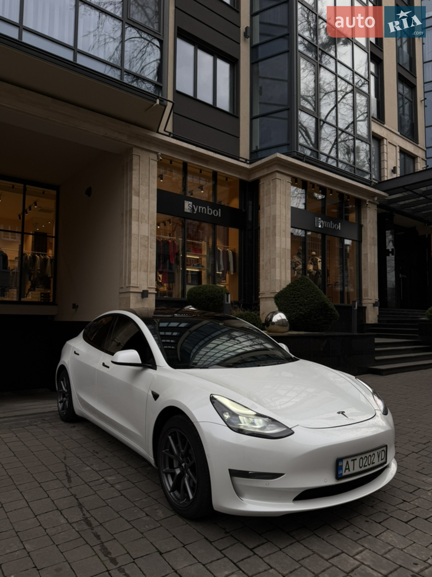2021 Tesla Model 3 - фото 1