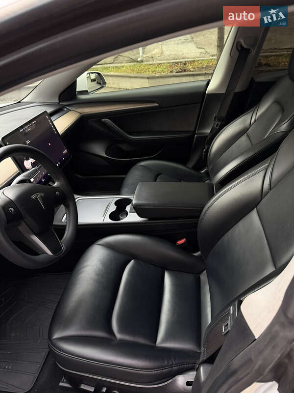 Седан Tesla Model 3 2021 в Івано-Франківську фото 19 Седан Tesla Model 3 2021 в Івано-Франківську