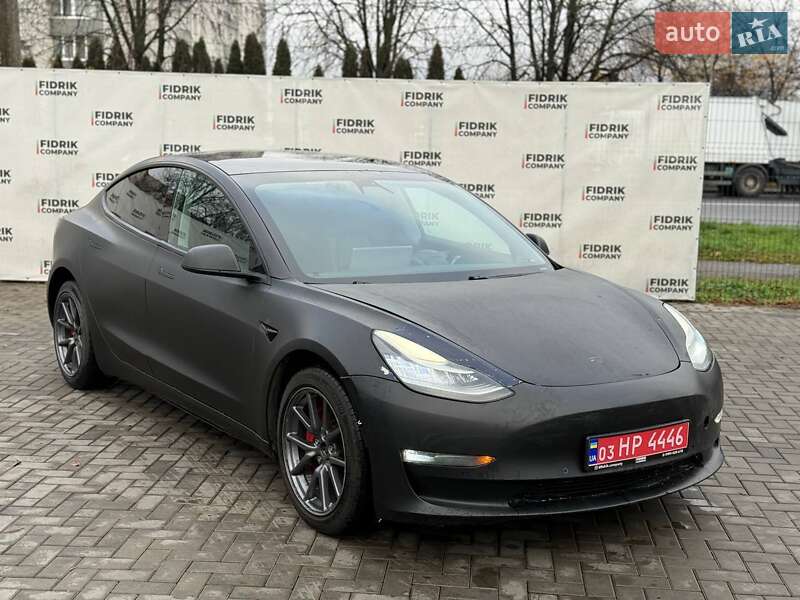 Седан Tesla Model 3 2018 в Луцке фото Седан Tesla Model 3 2018 в Луцке