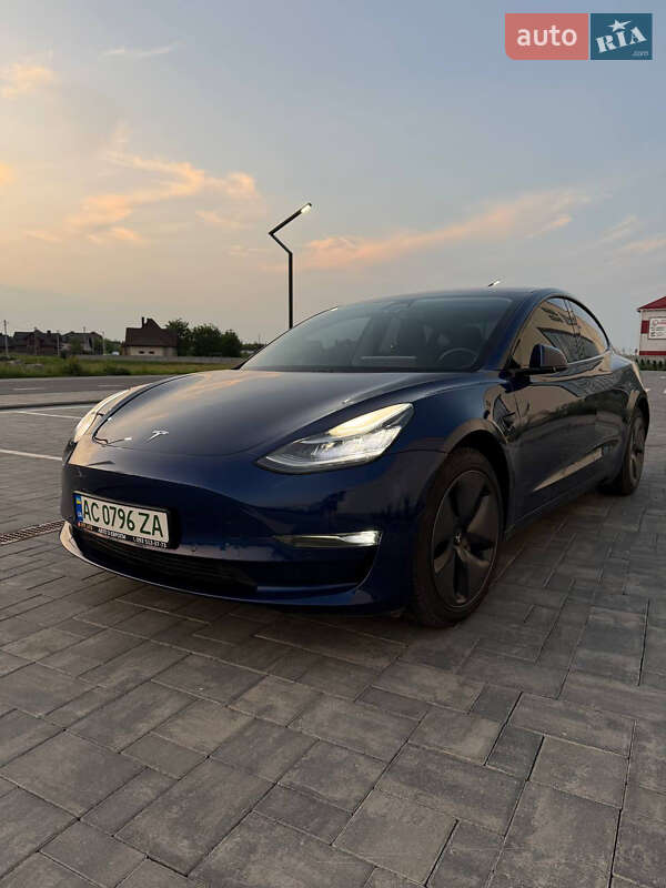 Tesla Model 3 2018