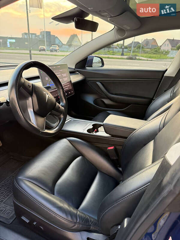 Седан Tesla Model 3 2018 в Луцьку фото 6 Седан Tesla Model 3 2018 в Луцьку
