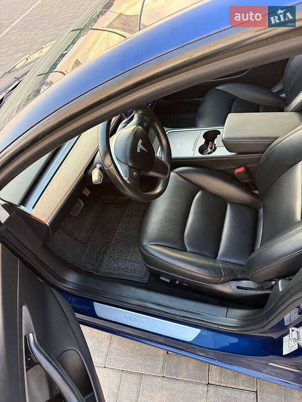 Седан Tesla Model 3 2018 в Луцьку фото 15 Седан Tesla Model 3 2018 в Луцьку