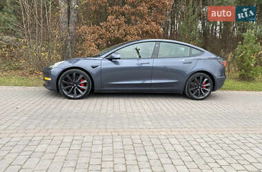 Седан Tesla Model 3 2020 в Львові