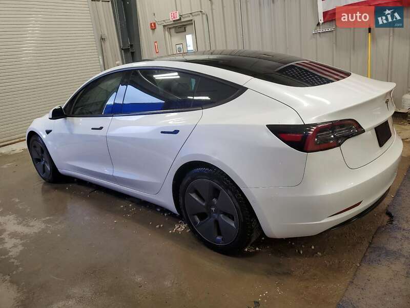 Седан Tesla Model 3 2021 в Одессе