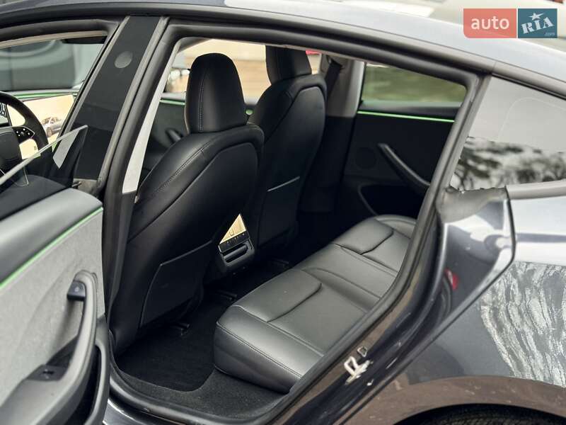 Седан Tesla Model 3 2024 в Києві фото 15 Седан Tesla Model 3 2024 в Києві