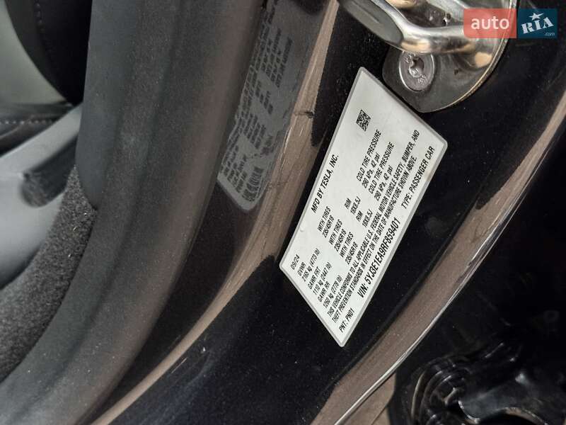 Седан Tesla Model 3 2024 в Києві фото 25 Седан Tesla Model 3 2024 в Києві