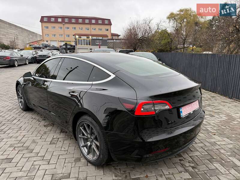 Седан Tesla Model 3 2019 в Луцке фото 5 Седан Tesla Model 3 2019 в Луцке