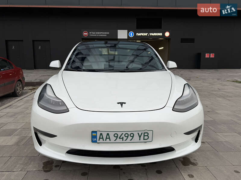 Седан Tesla Model 3 2021 в Киеве фото 3 Седан Tesla Model 3 2021 в Киеве