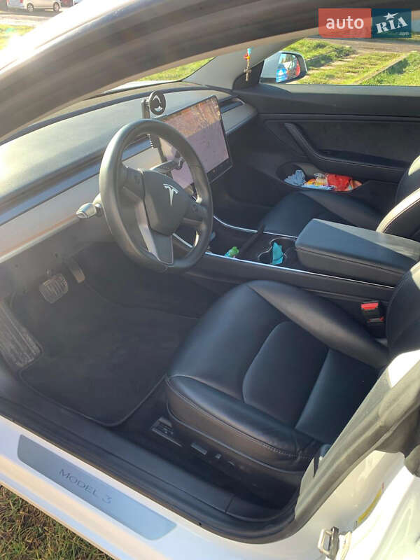 Седан Tesla Model 3 2018 в Львові фото 7 Седан Tesla Model 3 2018 в Львові