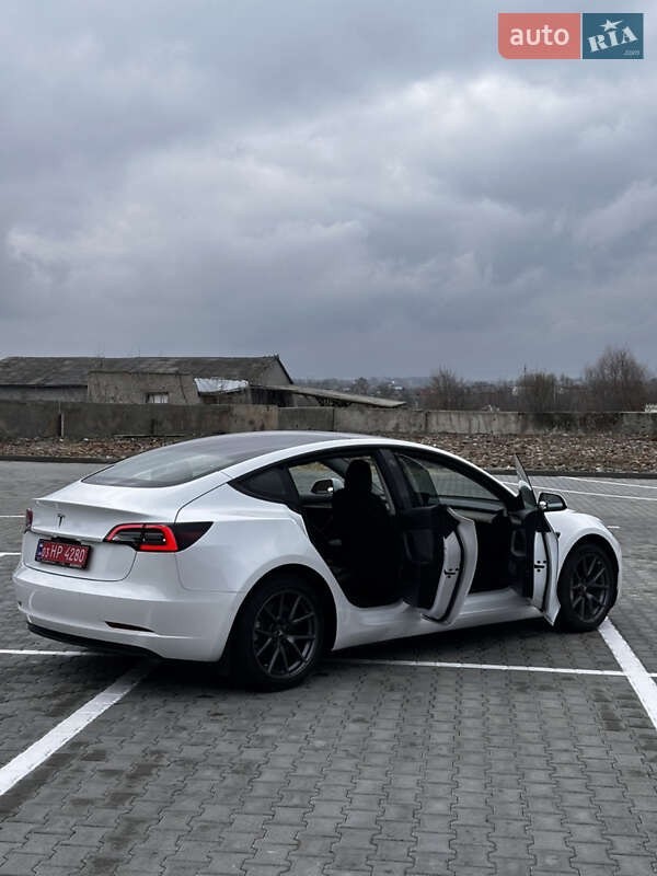 Седан Tesla Model 3 2021 в Дубно фото 11 Седан Tesla Model 3 2021 в Дубно